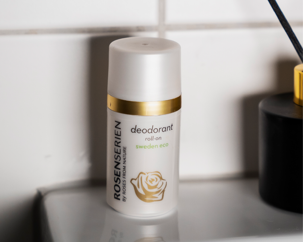 Köp shampoo & deo från Rosenserien för kr359